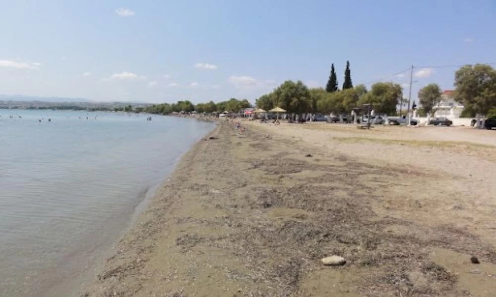 Τραγωδία στην Αυλίδα: 5χρονο κοριτσάκι ανασύρθηκε νεκρό από τη θάλασσα